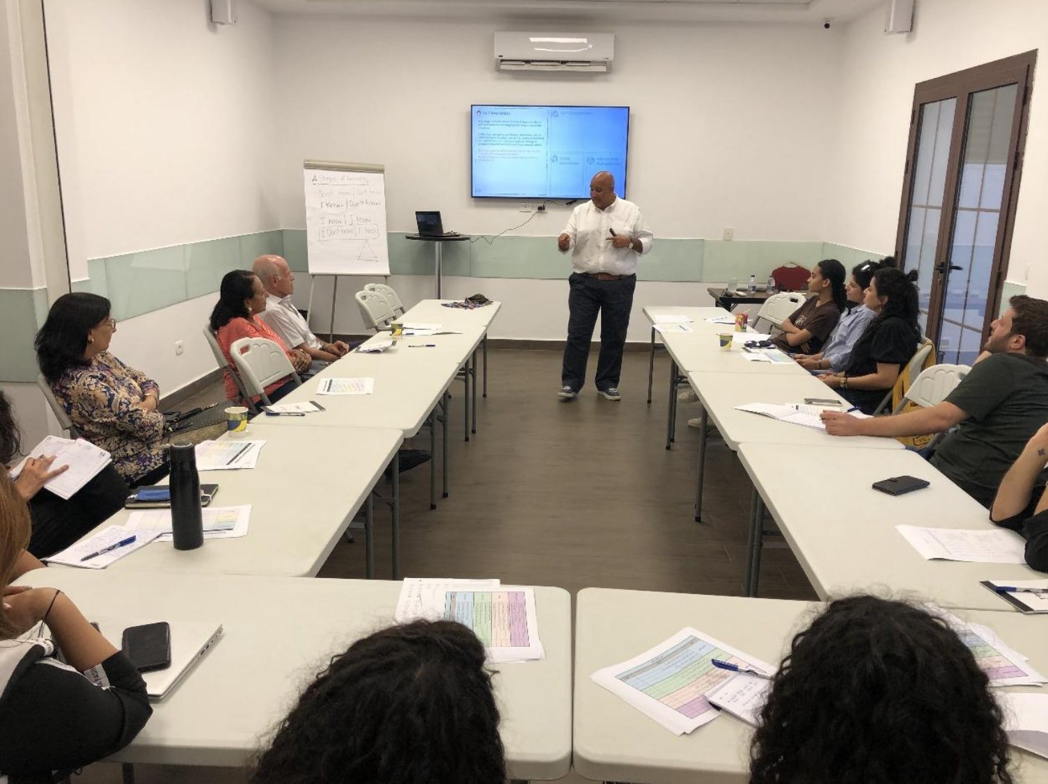 كورس أساسيات التسويق 4 marketing-course (2)